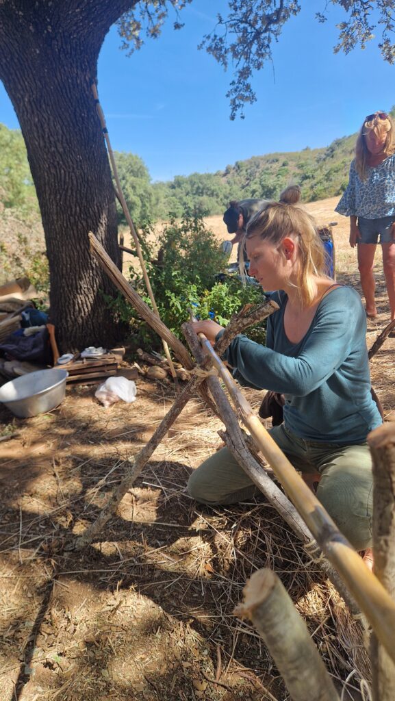 Ancestral Skills - Building A Tripod Backrest